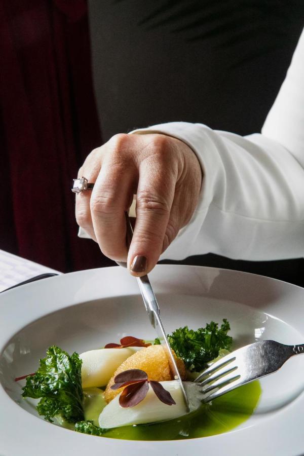 Haeringe Slott Hotel Musko Havsbad Bagian luar foto