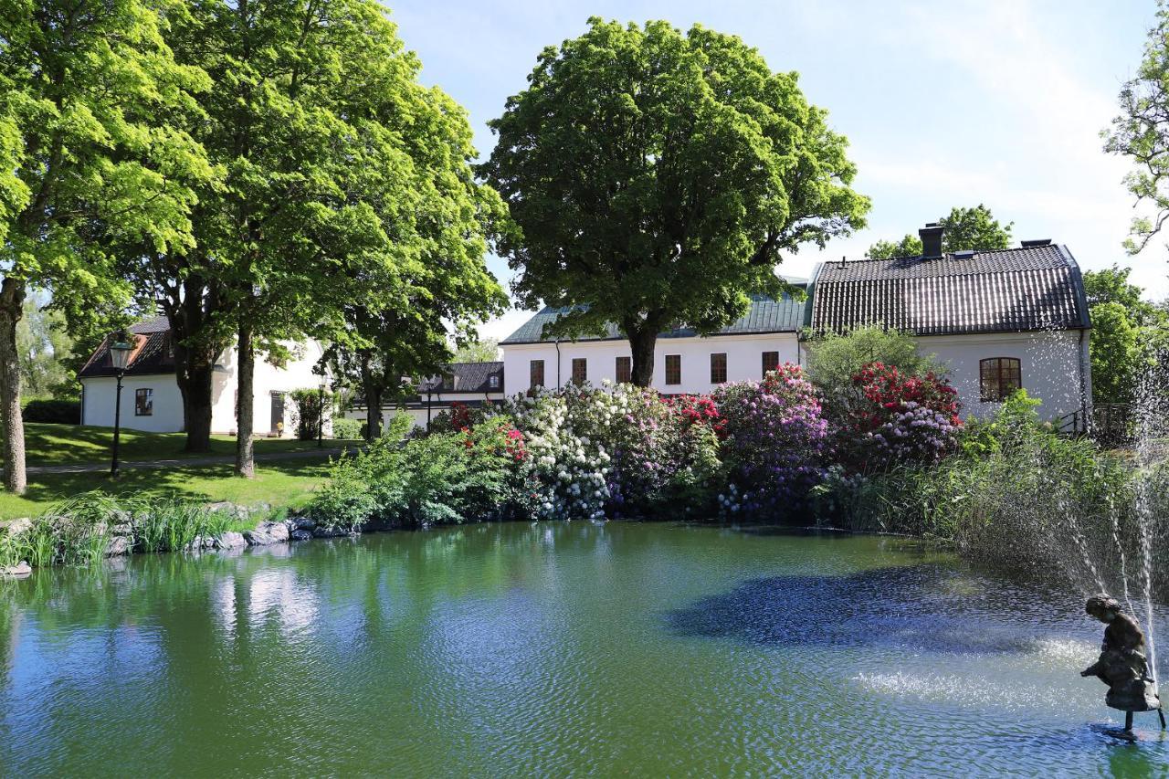 Haeringe Slott Hotel Musko Havsbad Bagian luar foto