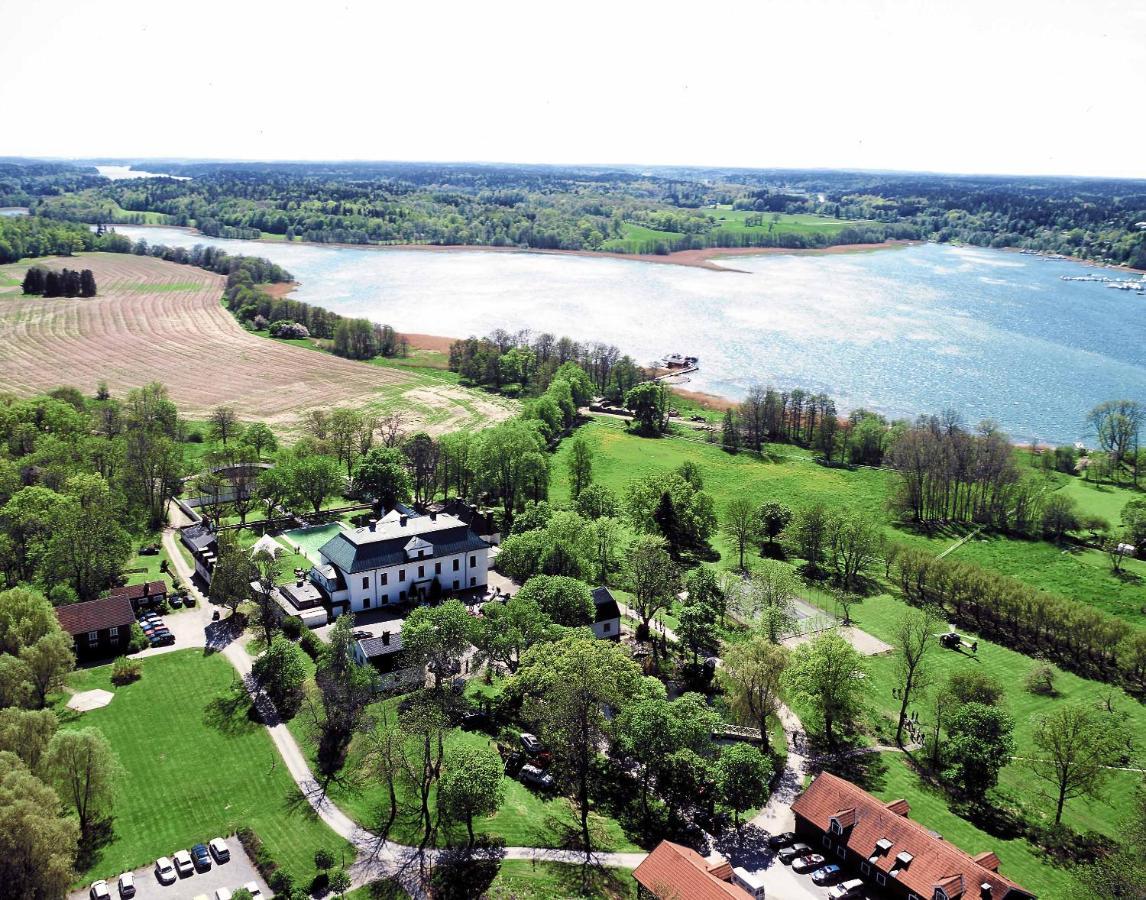Haeringe Slott Hotel Musko Havsbad Bagian luar foto