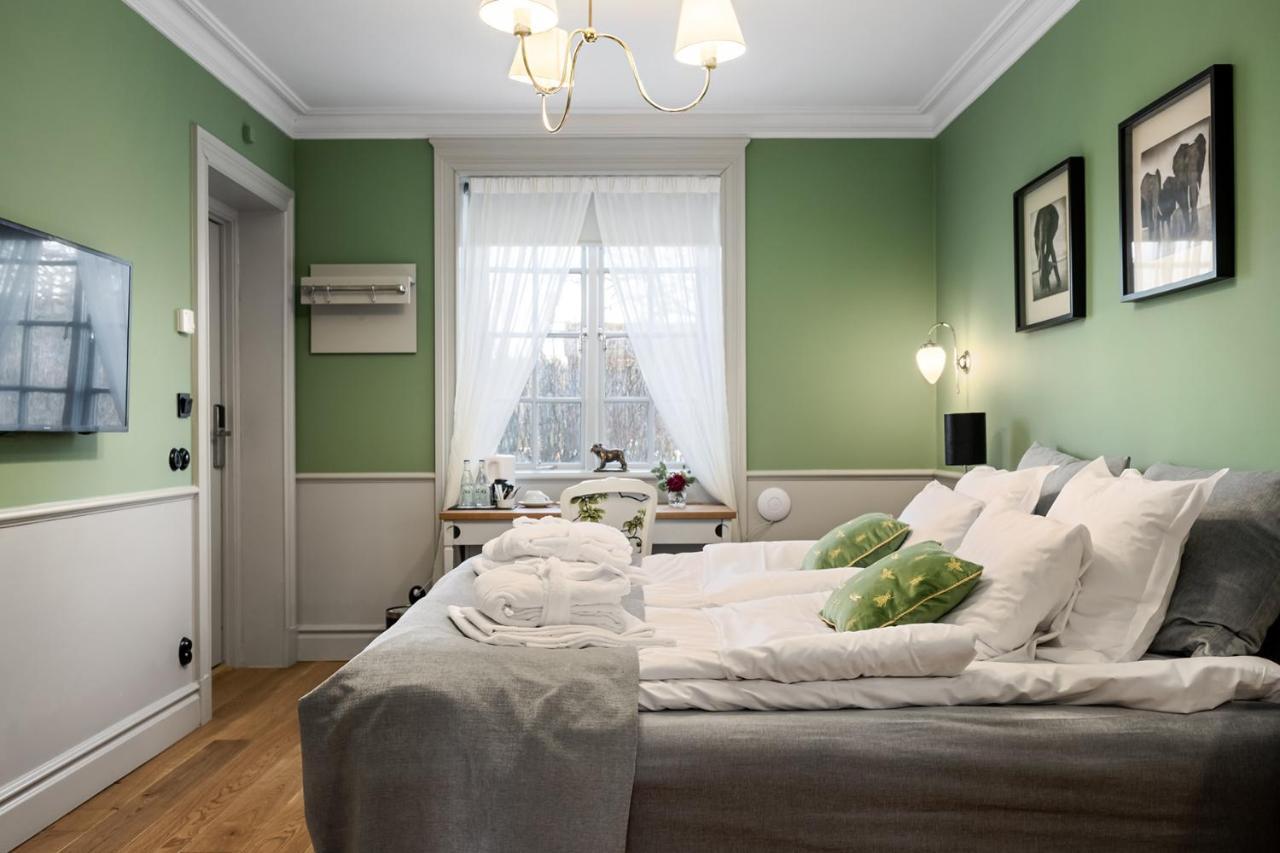 Haeringe Slott Hotel Musko Havsbad Bagian luar foto