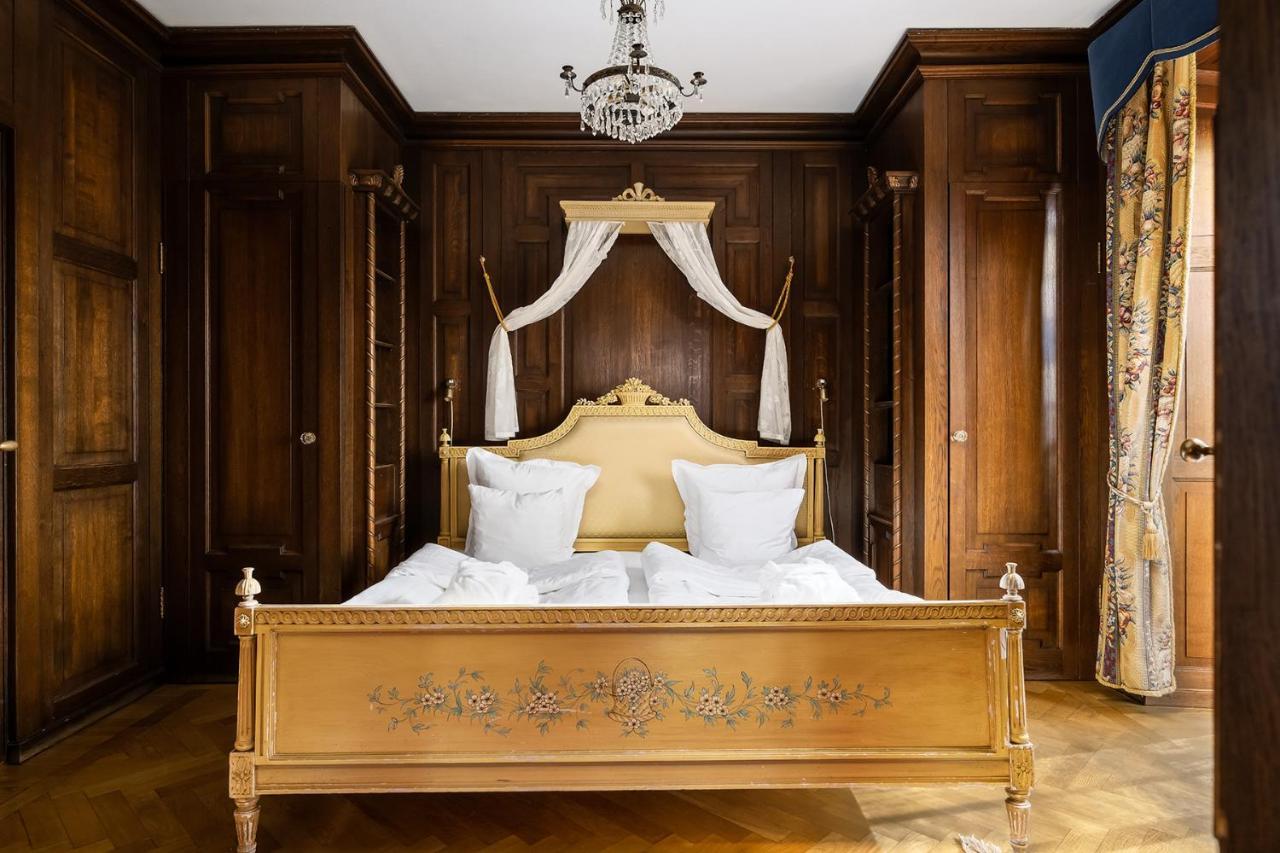 Haeringe Slott Hotel Musko Havsbad Bagian luar foto