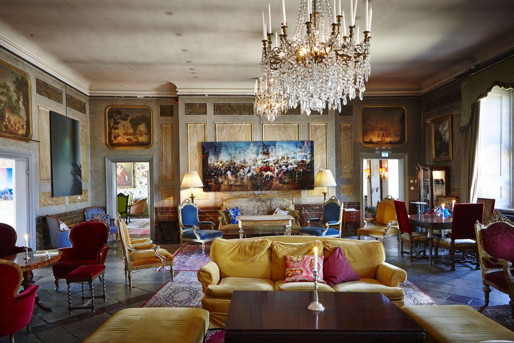 Haeringe Slott Hotel Musko Havsbad Bagian luar foto