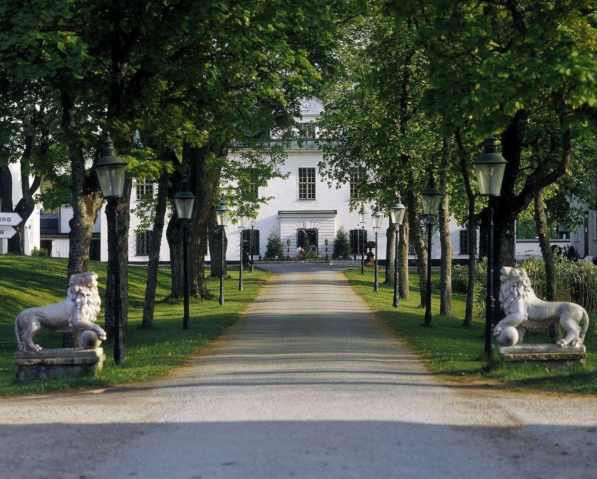 Haeringe Slott Hotel Musko Havsbad Bagian luar foto