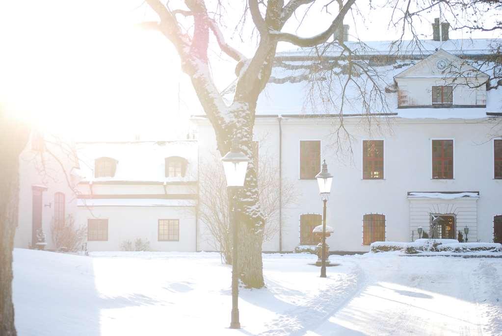 Haeringe Slott Hotel Musko Havsbad Bagian luar foto